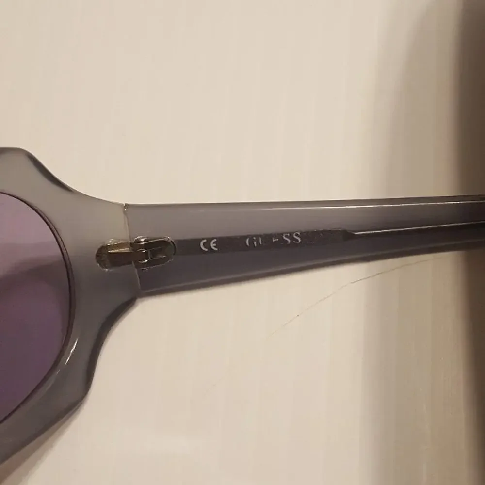 Guess GU197 BL-10F Mirrored Sunglasses 58x19x130.